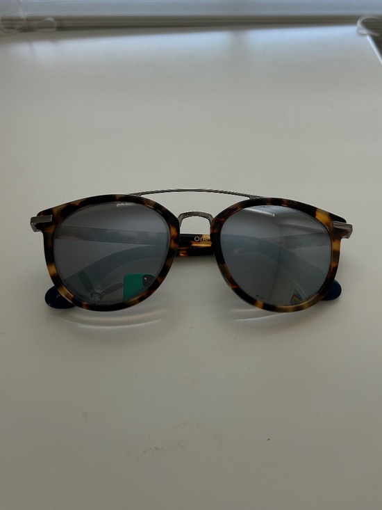 TOMS Sunglasses main image 5